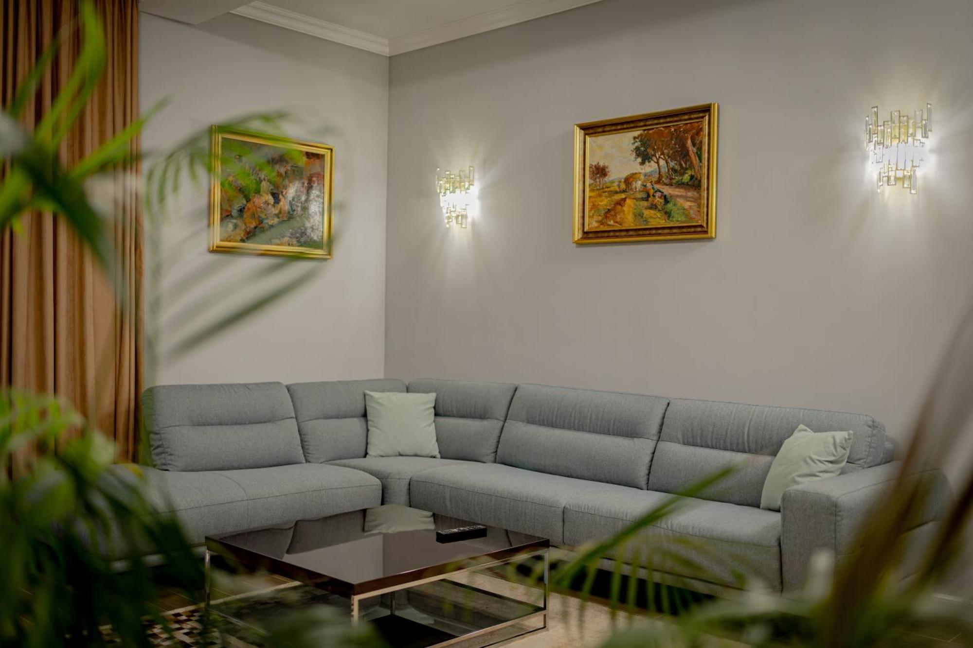 Therme Criss 巴洛泰什蒂 外观 照片
